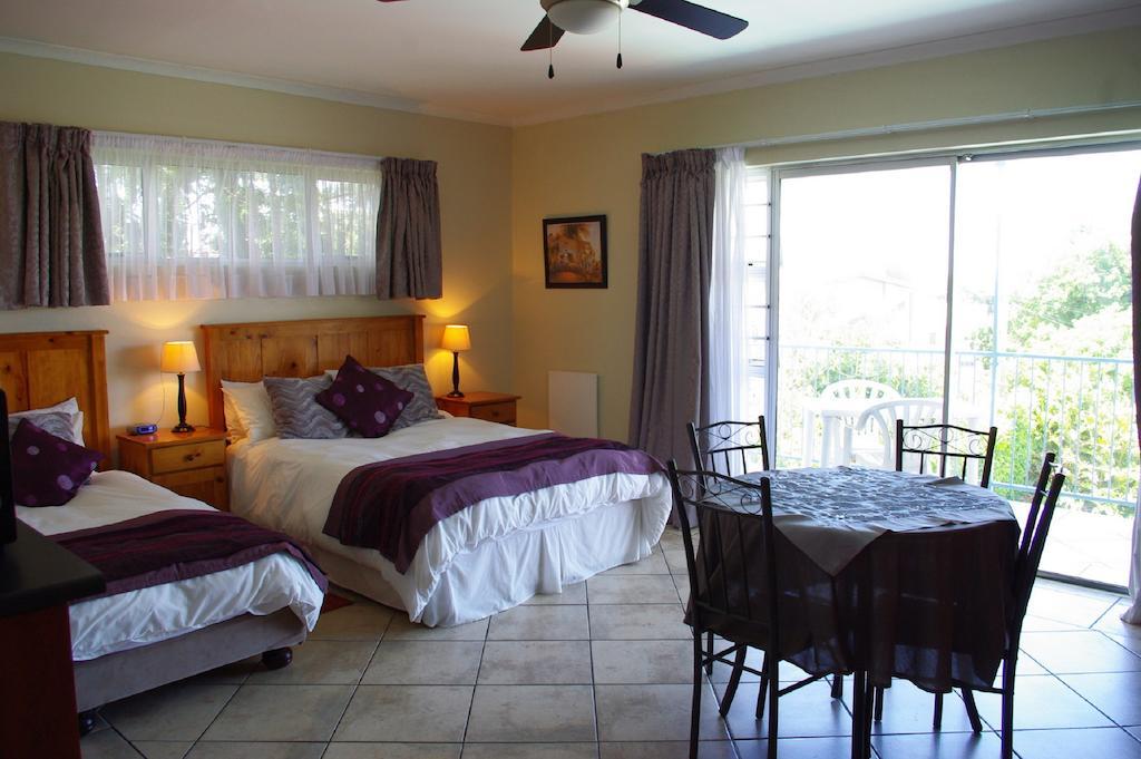 Aqua Marine Guest House Port Elizabeth Zimmer foto
