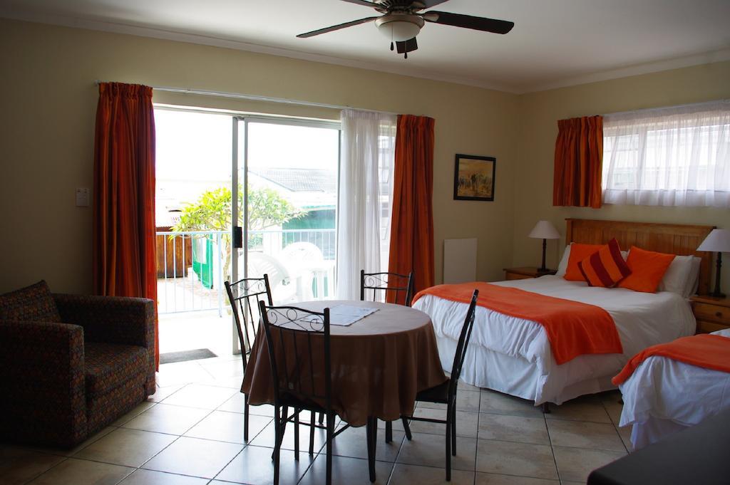 Aqua Marine Guest House Port Elizabeth Zimmer foto