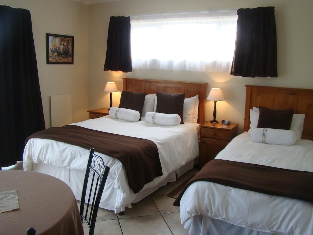 Aqua Marine Guest House Port Elizabeth Zimmer foto