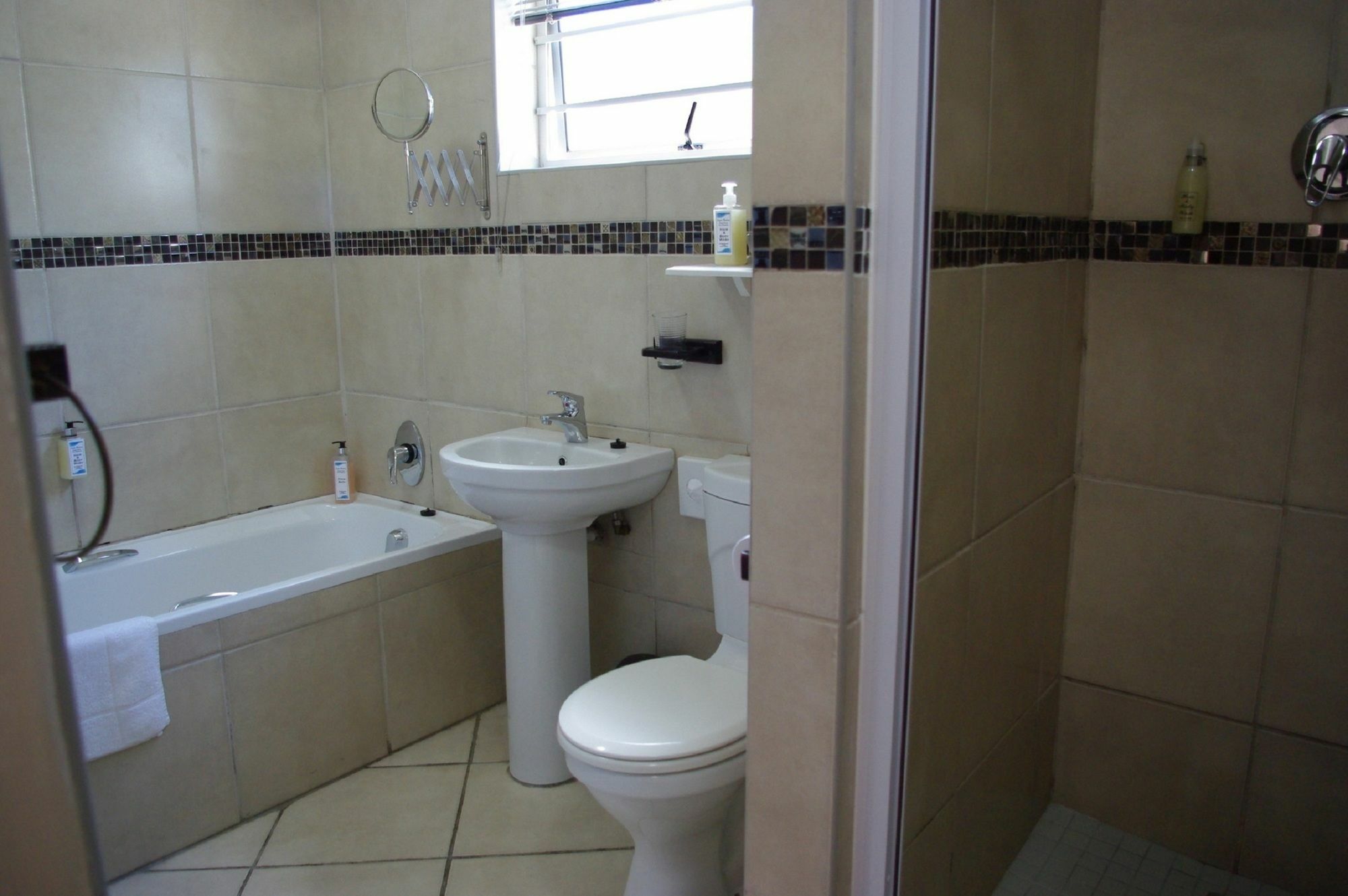 Aqua Marine Guest House Port Elizabeth Exterior foto